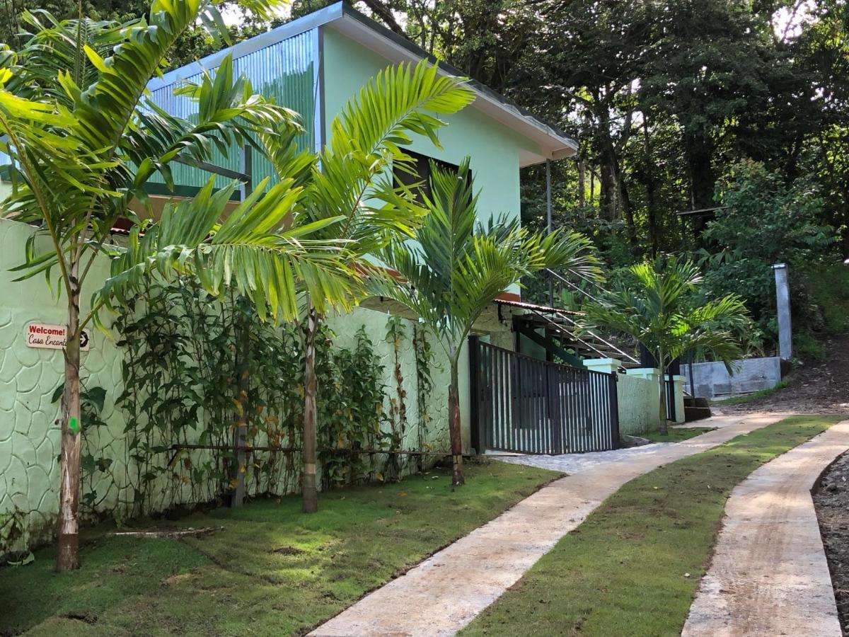 Casa Encantada Offers You Two-Bedroom House, 1 Tiny Apartment & 3 Double Rooms Nationalpark Nationalpark Manuel Antonio Exterior foto