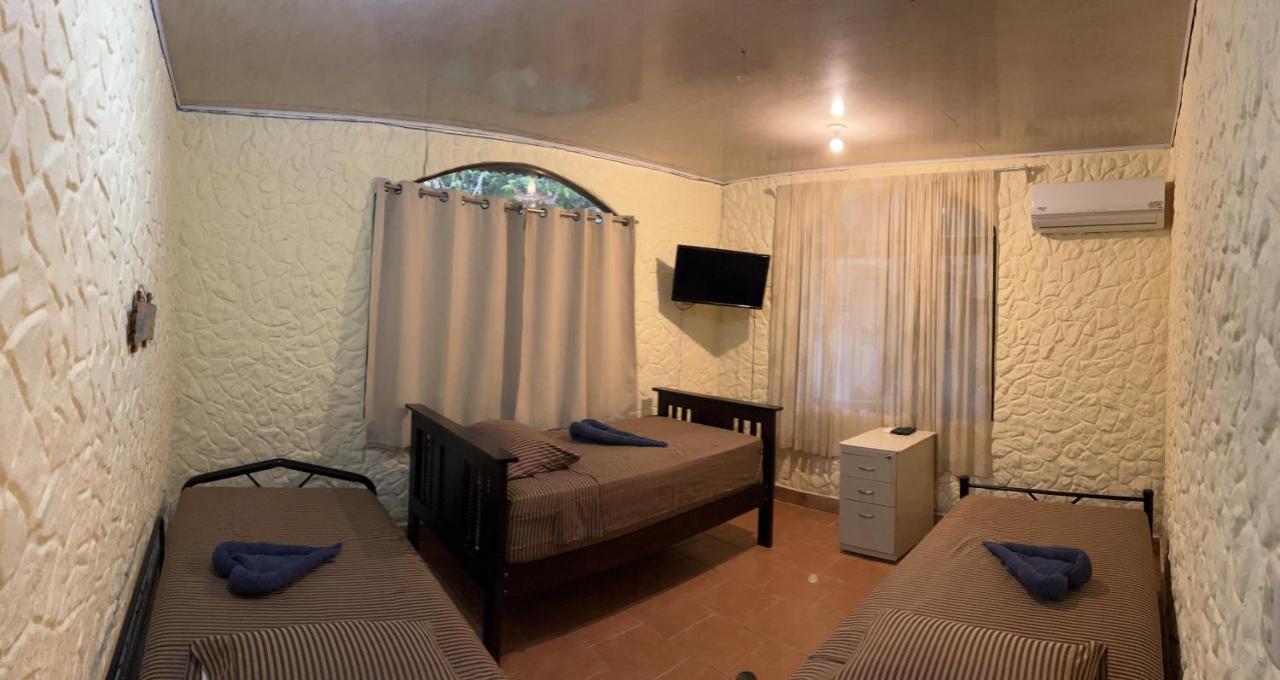 Casa Encantada Offers You Two-Bedroom House, 1 Tiny Apartment & 3 Double Rooms Nationalpark Nationalpark Manuel Antonio Exterior foto