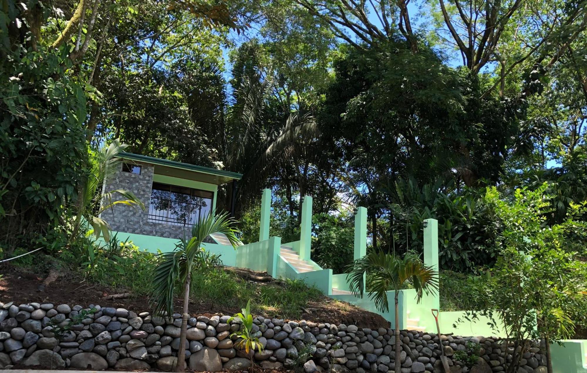Casa Encantada Offers You Two-Bedroom House, 1 Tiny Apartment & 3 Double Rooms Nationalpark Nationalpark Manuel Antonio Exterior foto